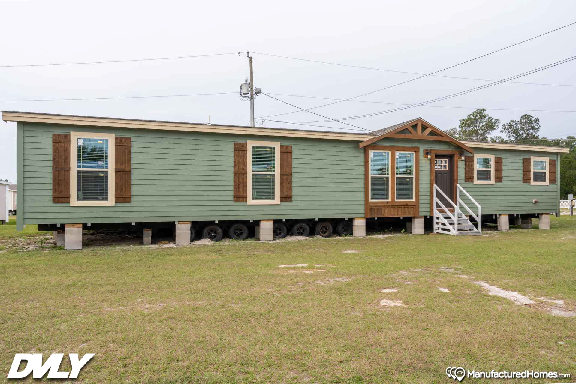 Sun Valley Series Aimon B SVM7012B C & G Mobile Homes